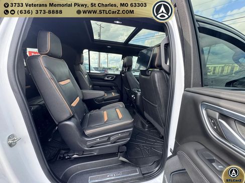 Used 2021 GMC Yukon XL AT4 w/ Rear Media and Nav Package AWD/4WD image 14