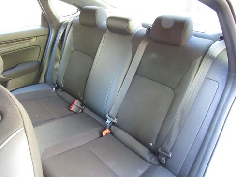 Used 2022 Honda Civic Sport image 16