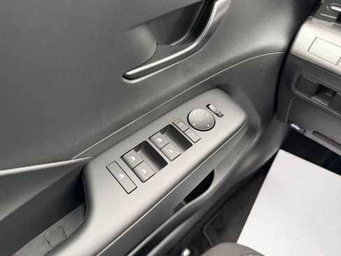 New 2026 Hyundai Kona SE image 16