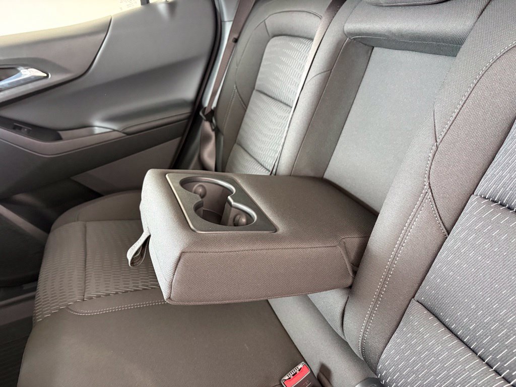 New 2027 Chevrolet Equinox LT w/ LPO, Floor Liner Package FWD image 29
