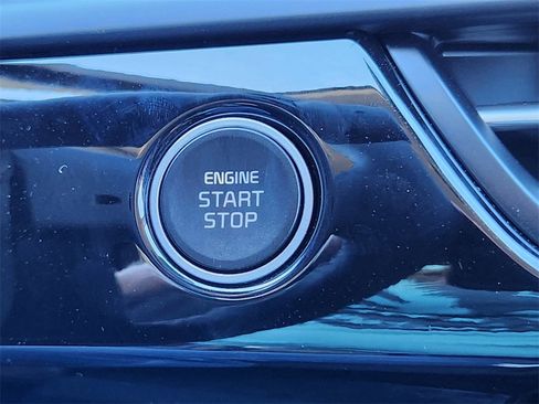 New 2026 Kia Seltos S image 14