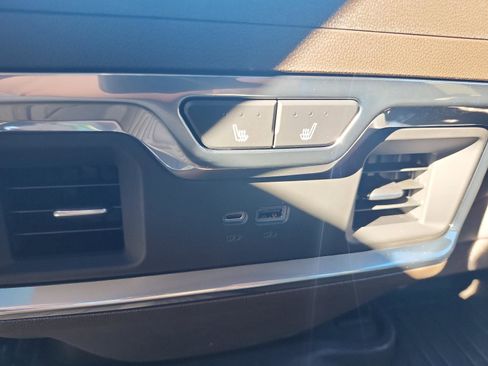 New 2026 GMC Sierra 1500 SLT w/ SLT Premium Plus Package image 12