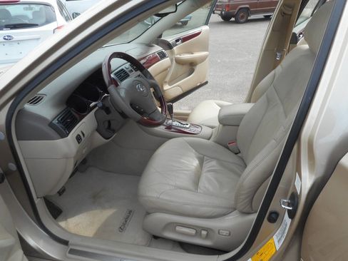 Used 2002 Lexus ES 330 image 14