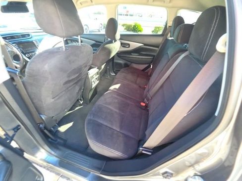 Used 2020 Nissan Murano SV image 23