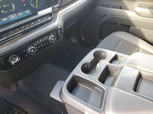 Certified 2024 Chevrolet Silverado 1500 LT image 24