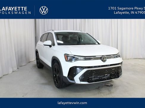 Used 2025 Volkswagen Taos SEL w/ Black Wheel Plus Package AWD/4WD image 1