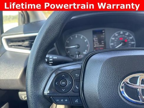 Used 2024 Toyota Corolla LE image 18
