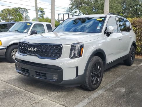 Certified 2024 Kia Telluride SX X-Pro image 3