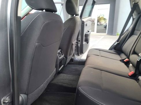 Used 2023 Nissan Rogue S AWD/4WD image 22