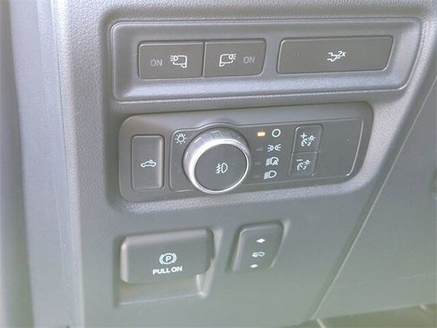 Certified 2022 Ford F150 XLT w/ Equipment Group 302A High image 5