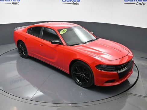 Used 2018 Dodge Charger SXT w/ Blacktop Package image 44