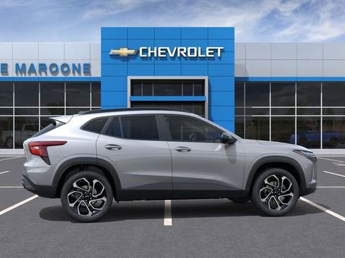 New 2026 Chevrolet Trax RS FWD image 5