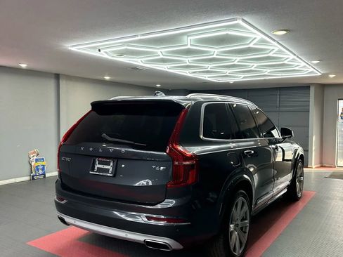 Used 2016 Volvo XC90 T6 Inscription w/ Vision Package image 6