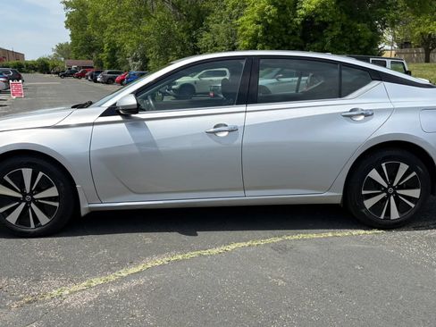 Used 2019 Nissan Altima 2.5 SV AWD/4WD image 5