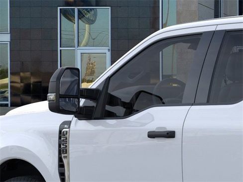 New 2026 Ford F250 XL w/ XL Driver Assist Package image 38