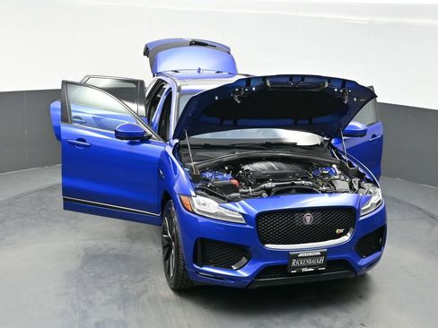 Used 2018 Jaguar F-PACE S AWD/4WD image 35
