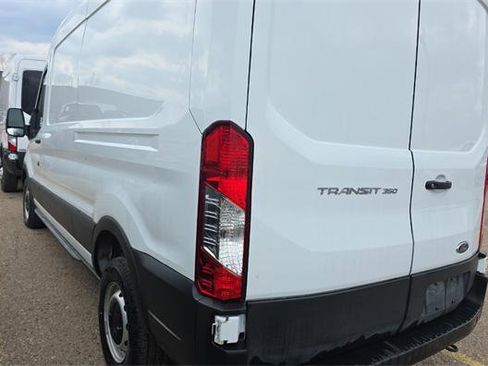Used 2022 Ford Transit 350 Medium Roof image 5