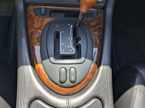 Used 1998 Jaguar XK8 Convertible image 23