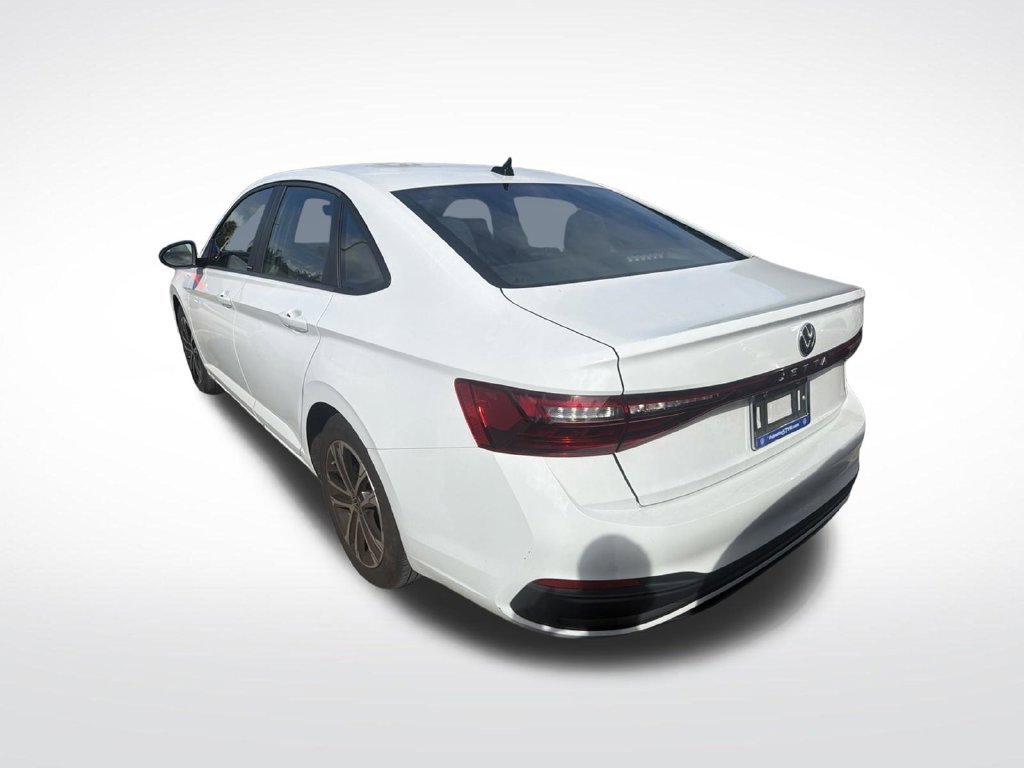 Used 2025 Volkswagen Jetta Sport FWD image 7
