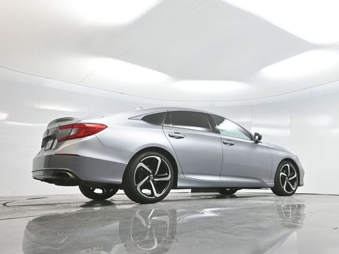 Used 2020 Honda Accord Sport image 62