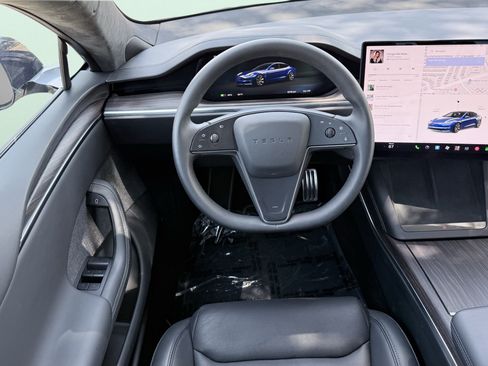 Used 2025 Tesla Model S AWD/4WD image 58