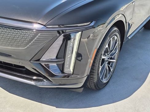 New 2026 Cadillac Lyriq Sport RWD image 10