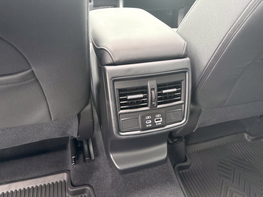 Used 2026 Subaru Outback Premium AWD/4WD image 19