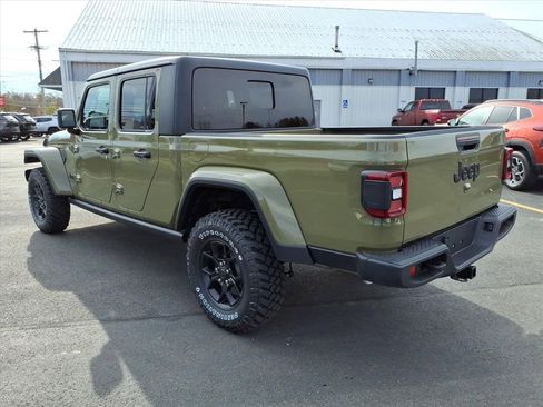 New 2026 Jeep Gladiator Sport image 7