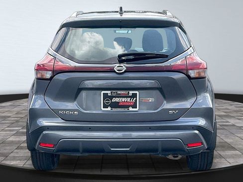 Certified 2021 Nissan Kicks SV FWD image 5