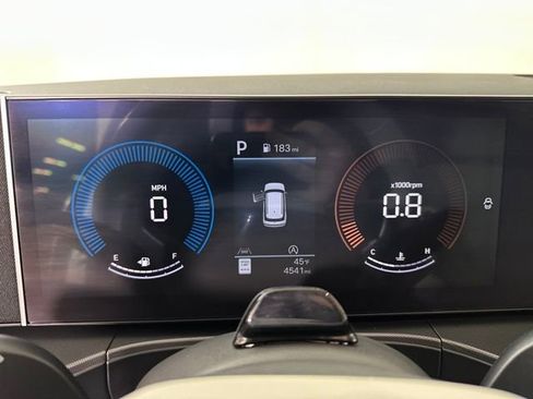 Certified 2025 Hyundai Santa Fe SEL image 46