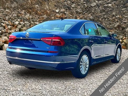 Used 2016 Volkswagen Passat 1.8T SE FWD image 2