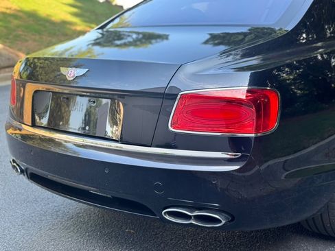 Used 2016 Bentley Flying Spur V8 AWD/4WD image 25