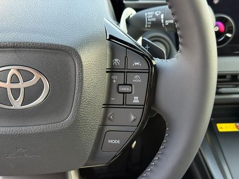 New 2026 Toyota C-HR AWD/4WD image 18