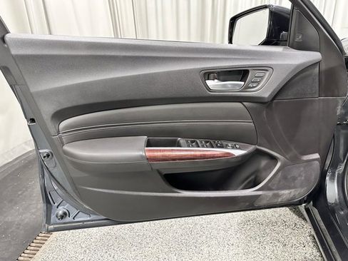 Used 2016 Acura TLX w/ Technology Package image 20
