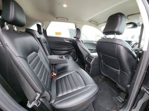 Used 2023 Ford Edge SEL image 6