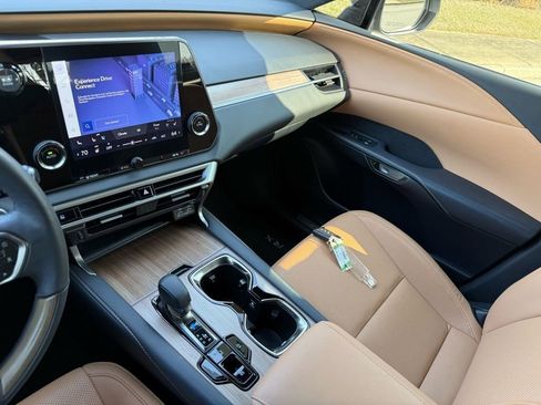 Certified 2023 Lexus RX 350 Premium w/ Accessory Package (Z1) image 34