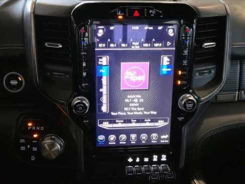 Used 2019 RAM 1500 Limited image 11