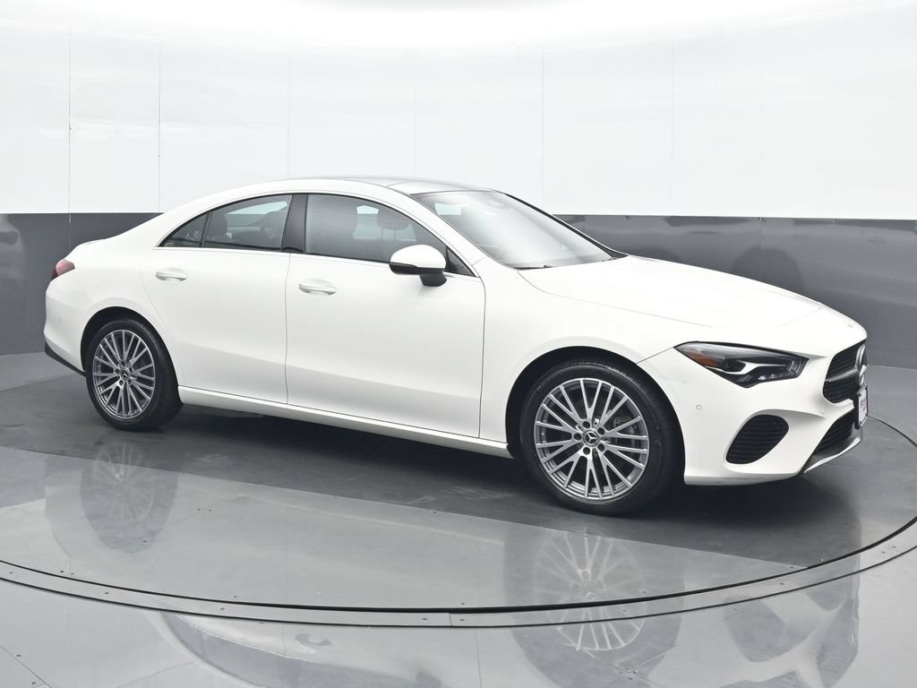 Used 2025 Mercedes-Benz CLA 250 4MATIC image 8
