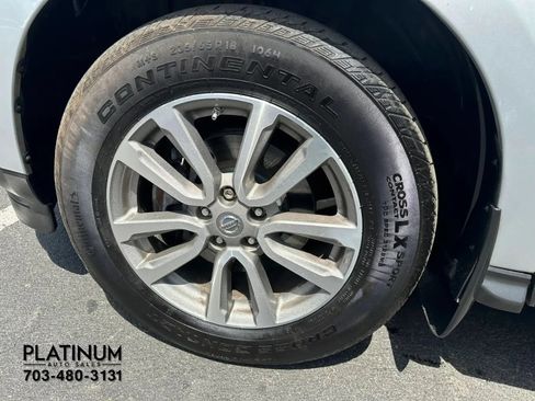 Used 2015 Nissan Pathfinder SV w/ Cargo Package AWD/4WD image 24