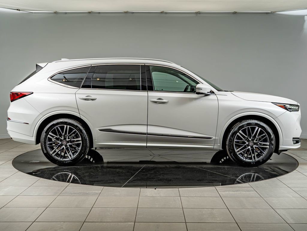 Certified 2026 Acura MDX w/ Advance Package AWD/4WD image 4