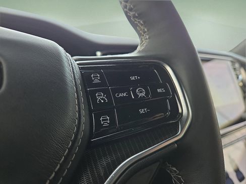 Used 2024 Jeep Grand Wagoneer L Series II w/ Quick Order Packagew 28T image 22