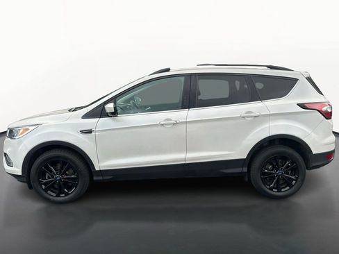 Used 2018 Ford Escape SE w/ Ford Safe & Smart Package AWD/4WD image 6