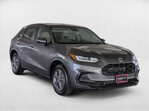 New 2026 Honda HR-V LX image 7