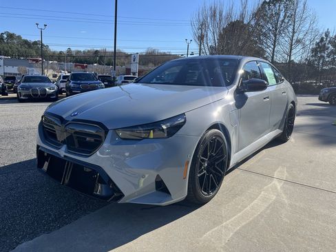 New 2026 BMW M5 w/ Carbon Package image 4