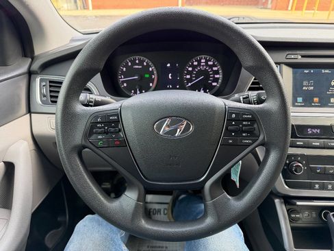 Used 2016 Hyundai Sonata Sport FWD image 18