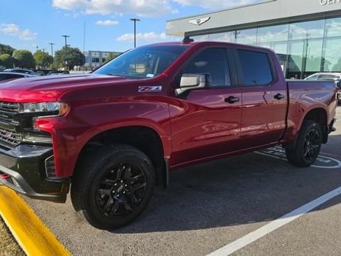 Used 2021 Chevrolet Silverado 1500 LT Trail Boss w/ Convenience Package II AWD/4WD image 6