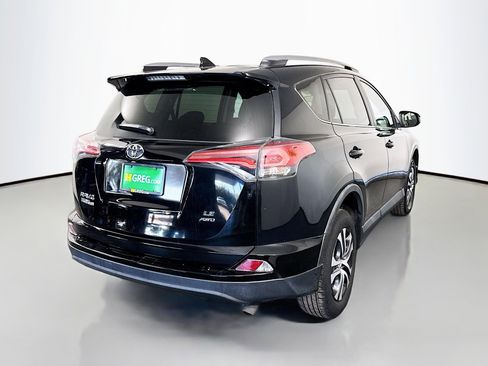 Used 2017 Toyota RAV4 LE image 10