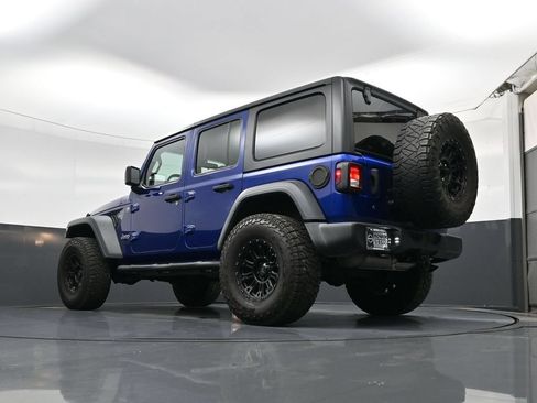 Used 2018 Jeep Wrangler Unlimited Sport AWD/4WD image 22
