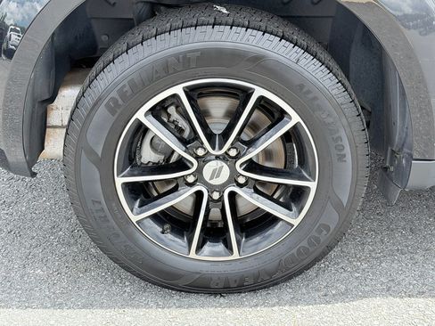 Used 2018 Dodge Journey SE w/ Blacktop Package FWD image 33