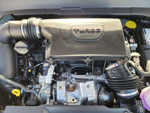 New 2026 Jeep Compass Latitude image 22